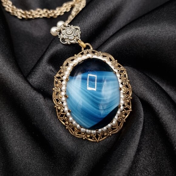 Vintage West Germany 1960s Gold-Tone Filigree Pendant Necklace With Blue Swirl G - Picture 2 of 8